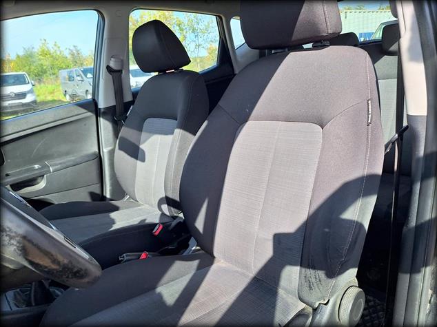 Kia VENGA Venga 1.6 L 2011
