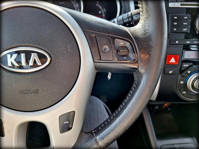 Kia VENGA Venga 1.6 L 2011