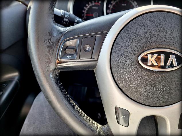 Kia VENGA Venga 1.6 L 2011
