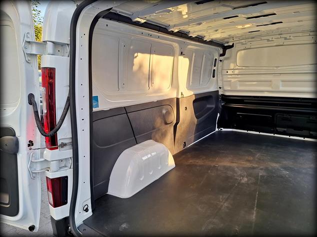 Renault TRAFIC Trafic 2.0 dCi L2H1 HD Extra 2026