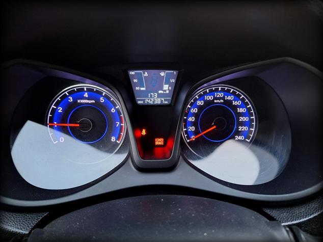 Hyundai IX20 ix20 1.4 Classic + 2012