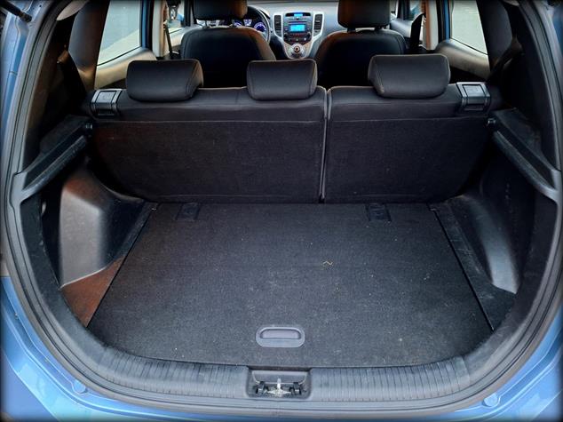 Hyundai IX20 ix20 1.4 Classic + 2012